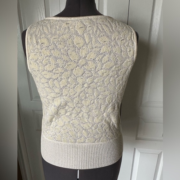 St. John knit tank two toned cream made in the USA . Size small designer - Picture 6 of 11